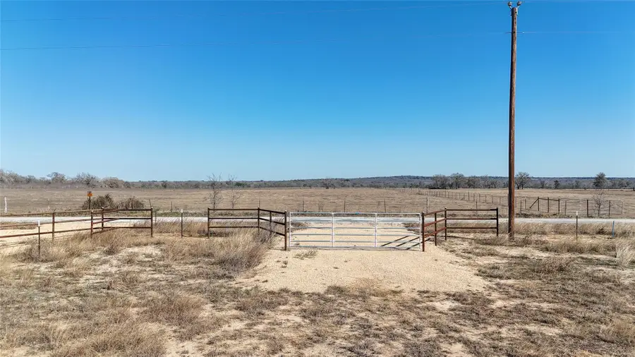 8200 Old Colony Line Rd, Dale, TX 78616 - #3