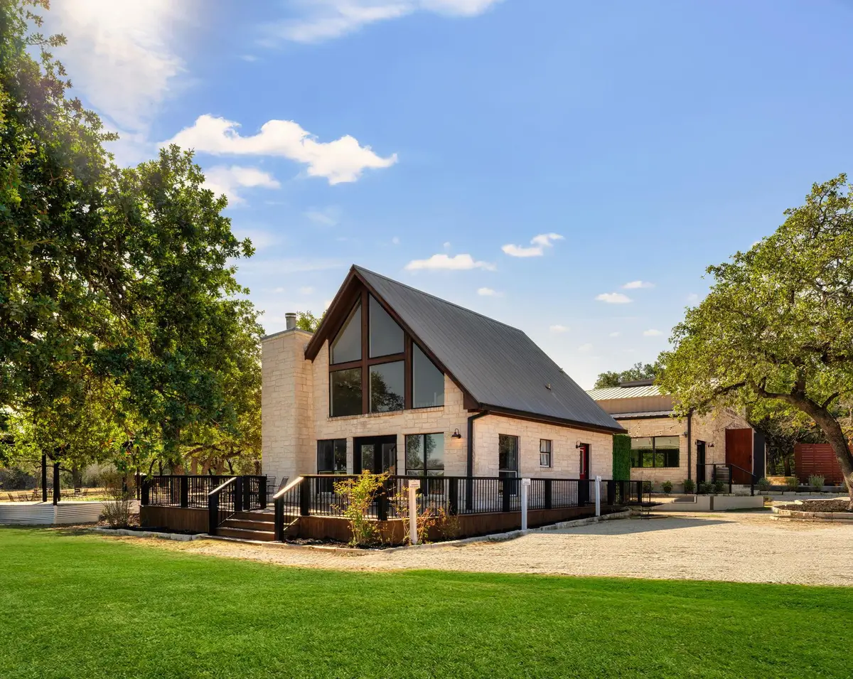 25711 Hamilton Pool Rd, Round Mountain, TX 78663 - Image #1