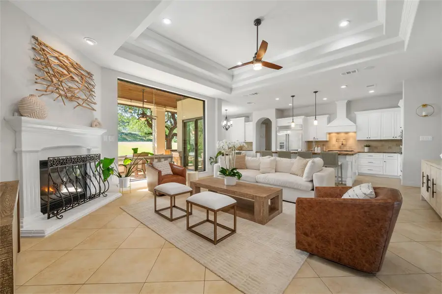 107 Bella Strada Cv, Lakeway, TX 78734 - Image #3