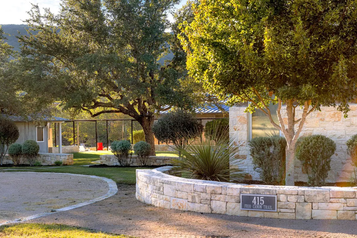 415 Frio Canon Trl, Leakey, TX 78873 - #1