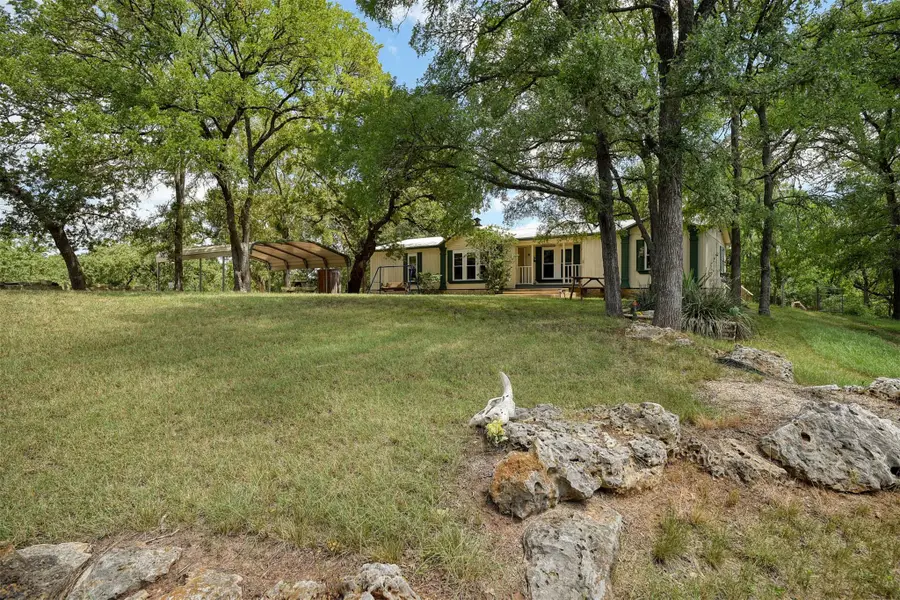 243 Piney Ridge Dr, Bastrop, TX 78602 - Image #2