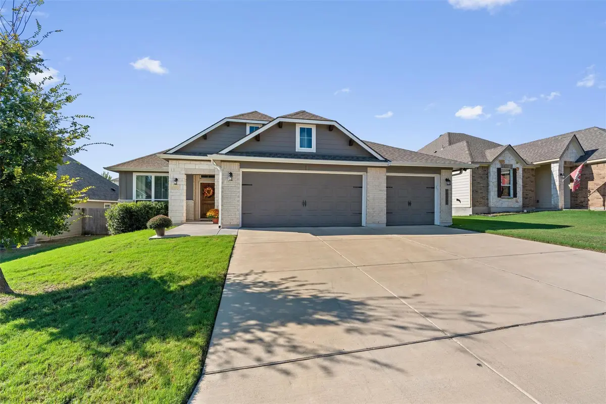 4152 Aransas Dr, Belton, TX 76513 - #1