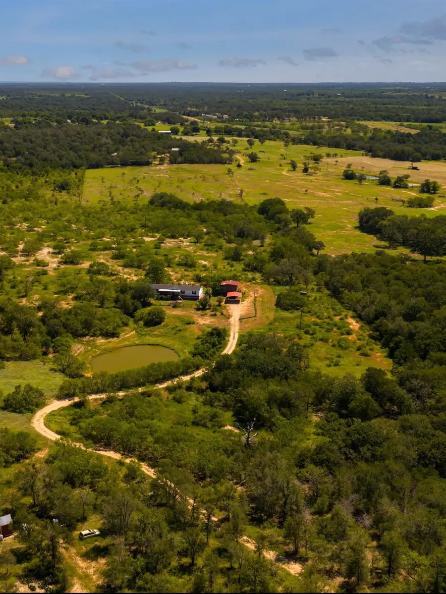 3185 Old Colony Line Rd, Lockhart, TX 78644 - Image #2