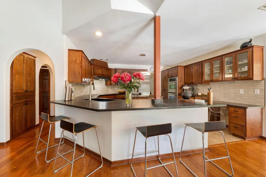 105 N Laurelwood Dr, Austin, TX 78733 - #2