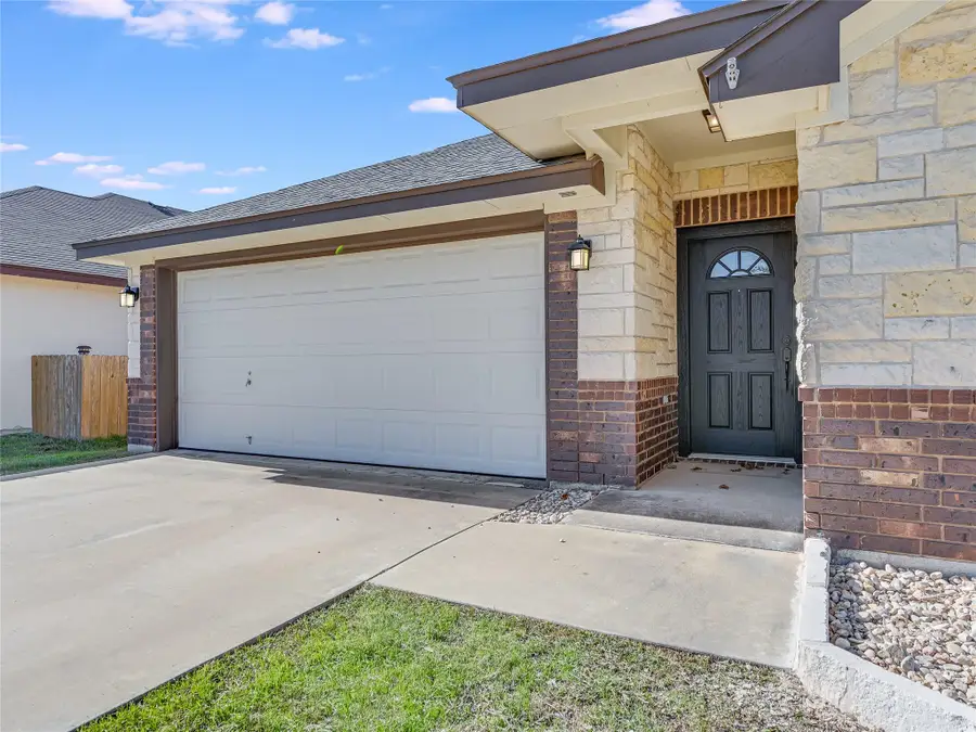 224 Geode Ln, Jarrell, TX 76537 - #3