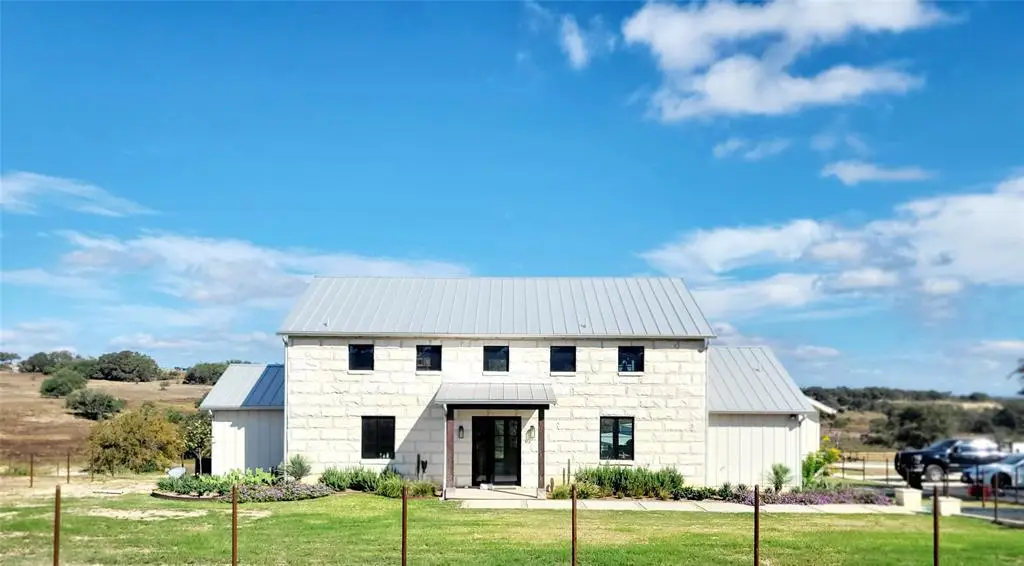 621 Stanton Road, Johnson City, TX 78636 - Image #1