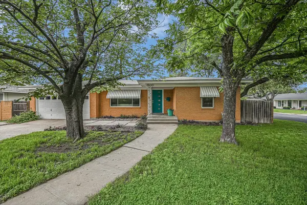 1500 Villanova Dr, Austin, TX 78757
