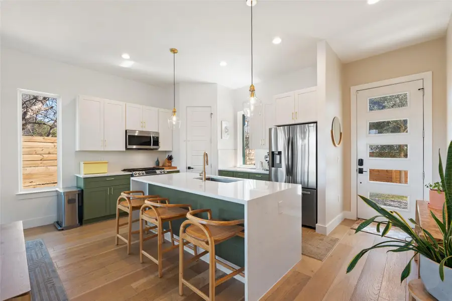 5604 Samuel Huston Ave #2, Austin, TX 78721 - #3