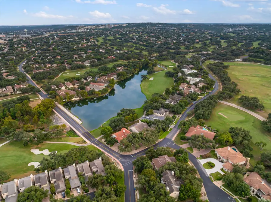 52 Club Estates Pkwy, The Hills, TX 78738 - Image #2