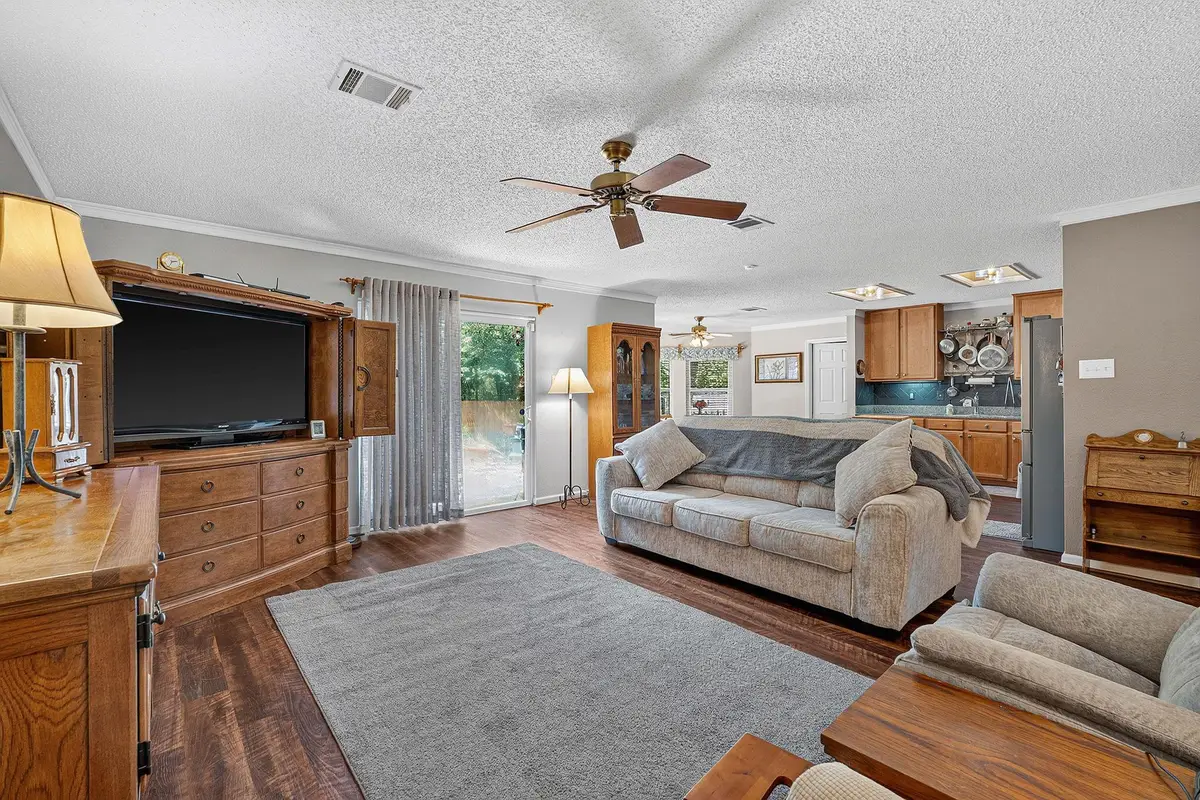 901 Dogwood Trl, Cedar Park, TX 78613 - #1