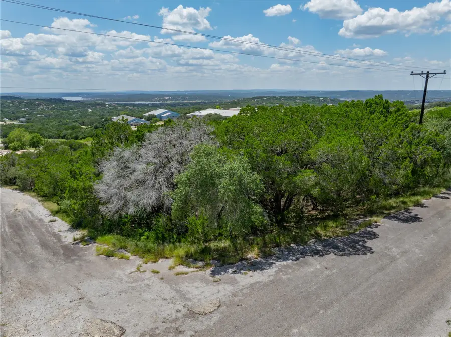 8200 Arroyo Ave, Lago Vista, TX 78645 - Image #3