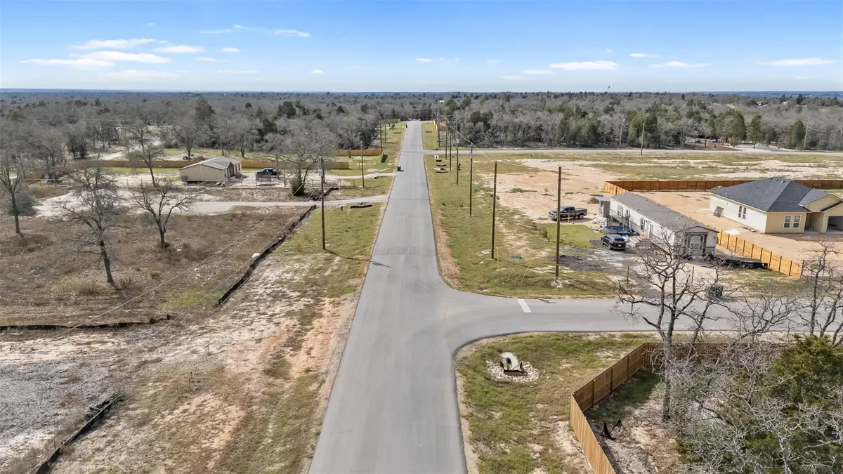 362 La Selva Dr, Elgin, TX 78621 - Image #1