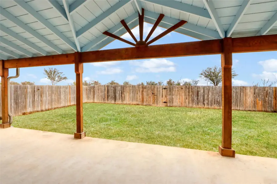 1048 Dumfries Dr, Seguin, TX 78155 - Image #3