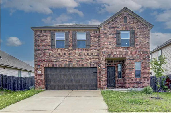 1916 Dragonfly Loop, Bastrop, TX 78602