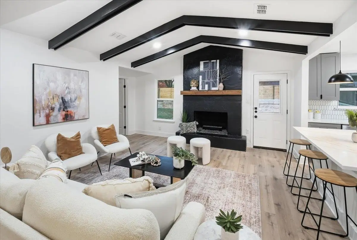 7300 Fred Morse Dr, Austin, TX 78723 - Image #1