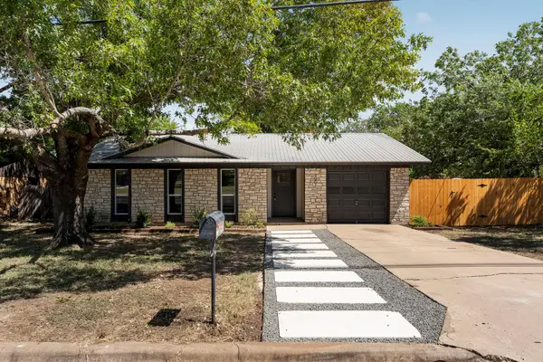 1001 W 17th St, Georgetown, TX 78626