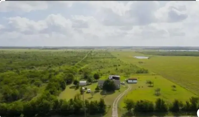 415 Holz Rd, Niederwald, TX 78640 - #1