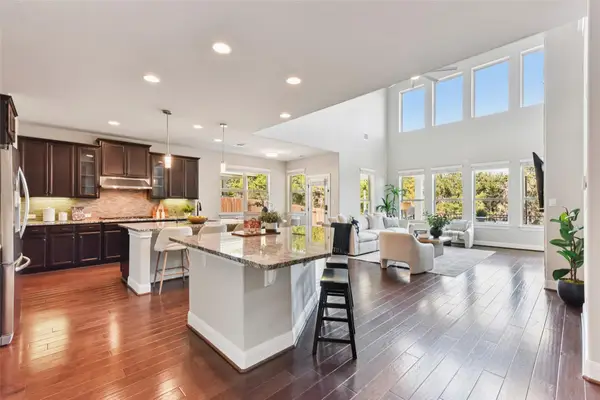 5629 Siragusa Dr, Austin, TX 78738