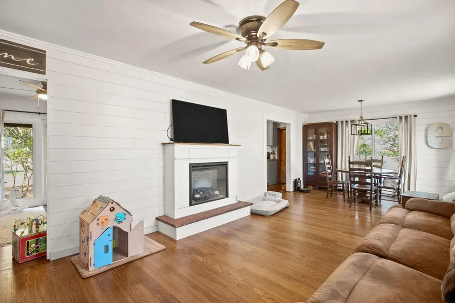 1099 Private Road 1061, Paige, TX 78659 - Image #2