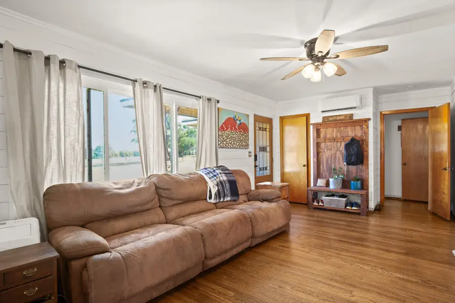 1099 Private Road 1061, Paige, TX 78659 - Image #3