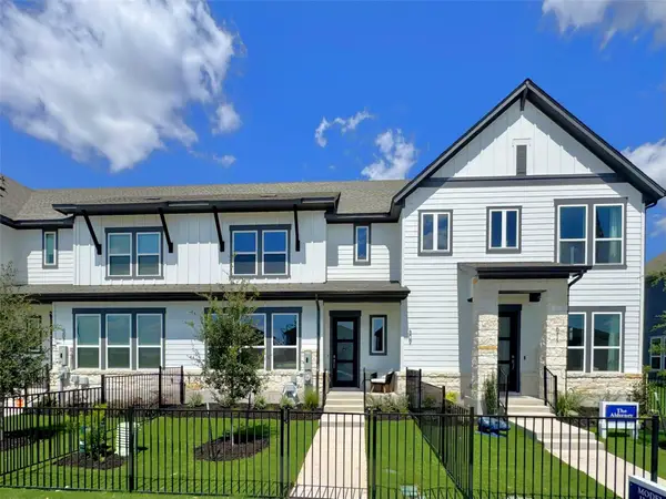 509 Emory Crossing Blvd, Hutto, TX 78634