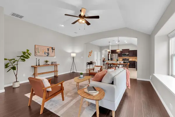 5624 Sacco St, Round Rock, TX 78665