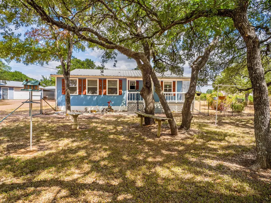 950 Hi-line Dr, Buchanan Dam, TX 78609 - #3