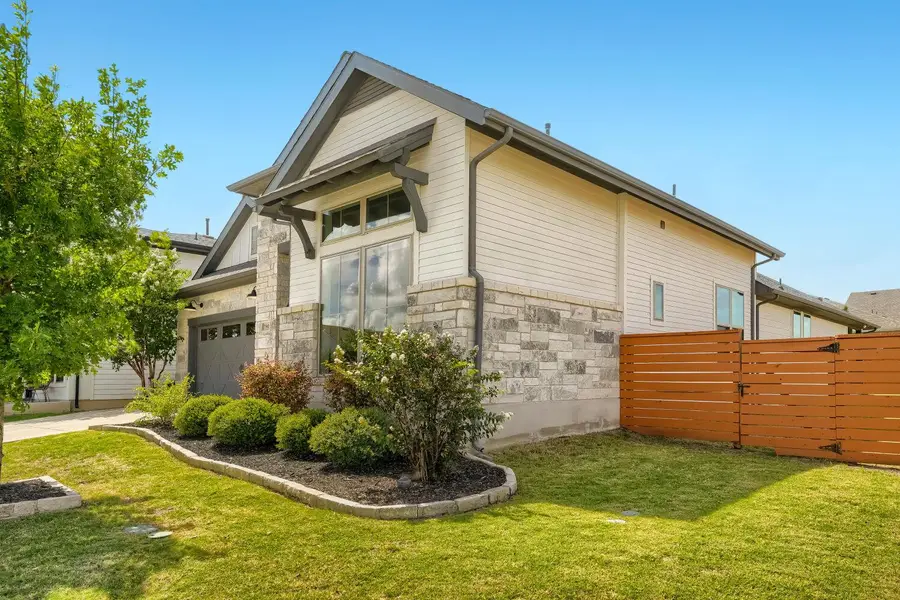 7901 Gilwice Ln, Austin, TX 78744 - #2