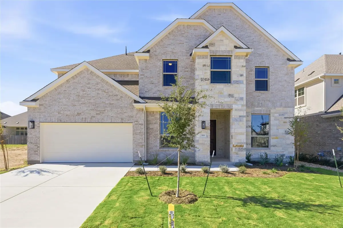 933 Sunny Ridge Dr, Leander, TX 78641 - Image #1