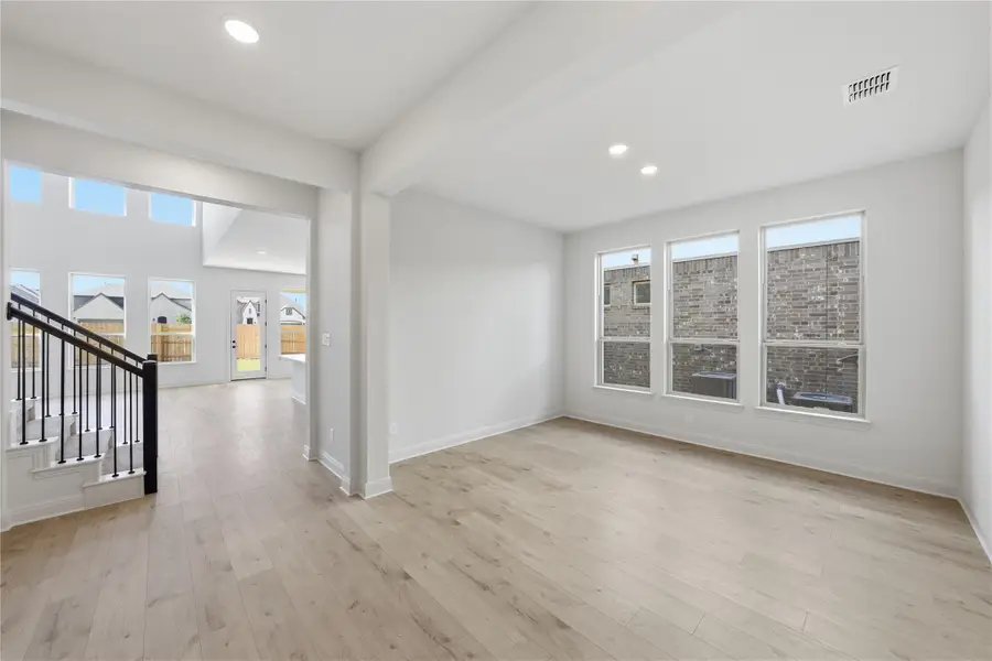 933 Sunny Ridge Dr, Leander, TX 78641 - Image #2