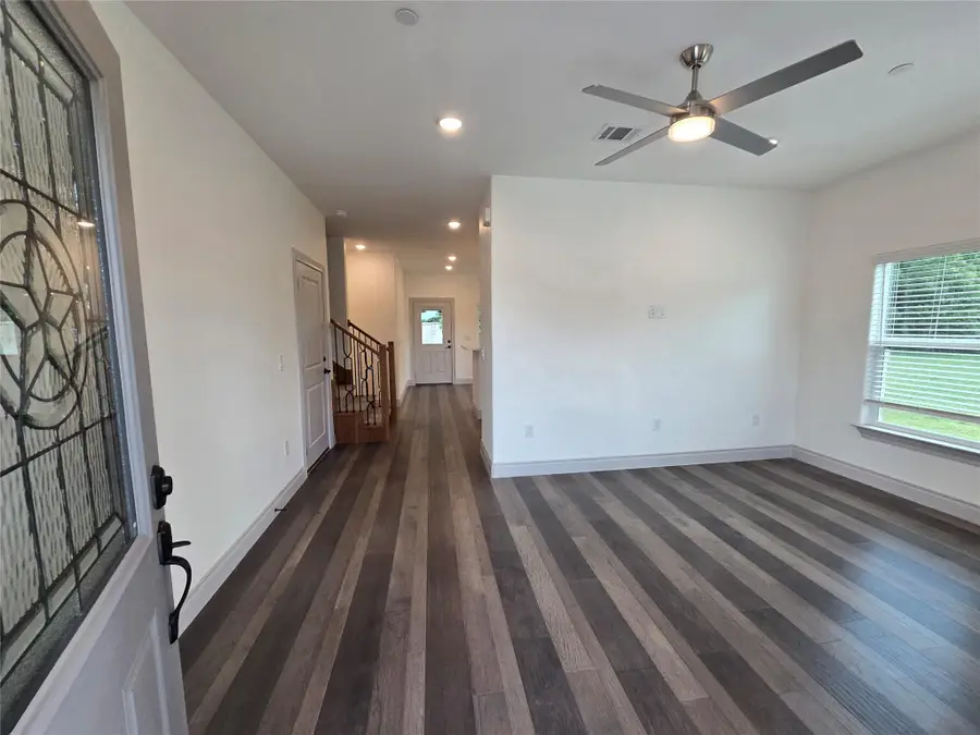 2105 Tiger Trl #703, Round Rock, TX 78664 - Image #2