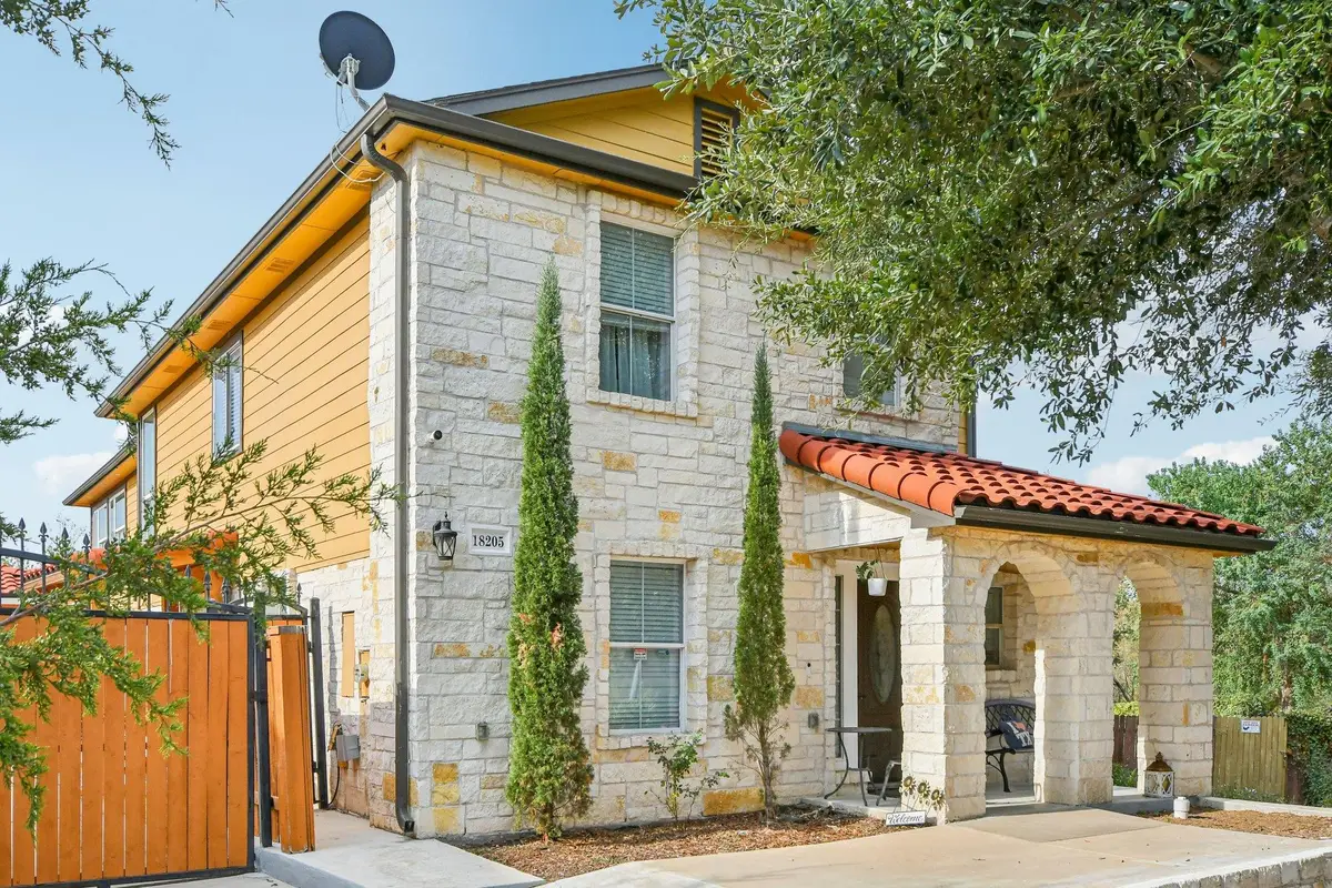 18205 Great Falls Dr, Manor, TX 78653 - Image #1