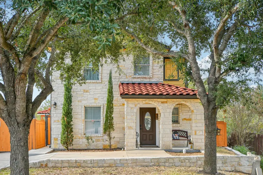 18205 Great Falls Dr, Manor, TX 78653 - Image #3