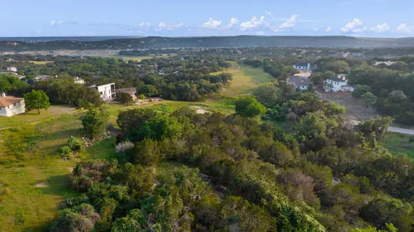 2902 Newark Cv, Lago Vista, TX 78645