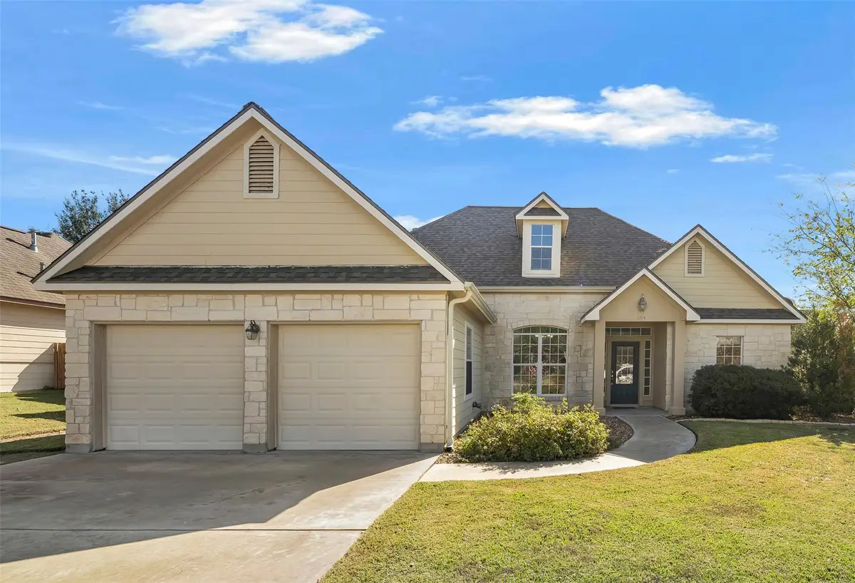 365 Rose Mayer Loop, La Grange, TX 78945 - Image #1