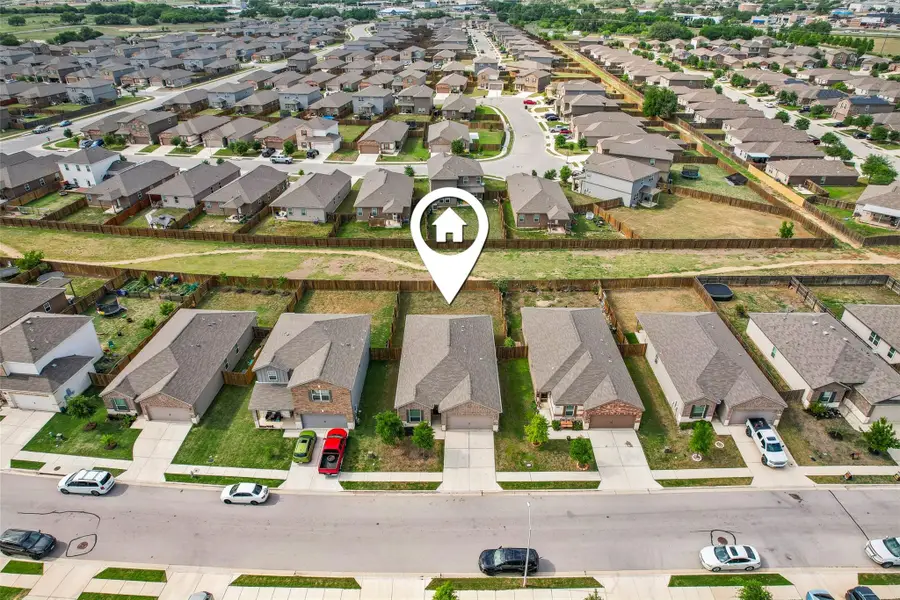 320 Freedom Park Ave, Liberty Hill, TX 78642 - Image #2
