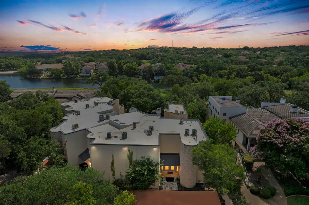 1 Crystal Springs Court Ct #H, The Hills, TX 78738 - Image #1