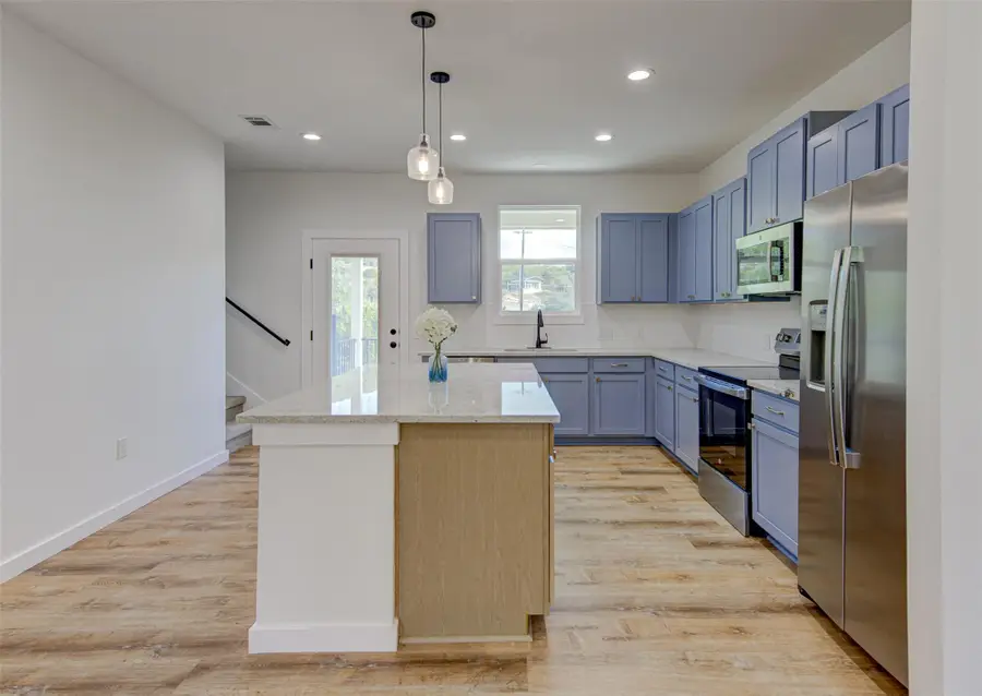 18414 Roundrock Rd, Jonestown, TX 78645 - Image #3