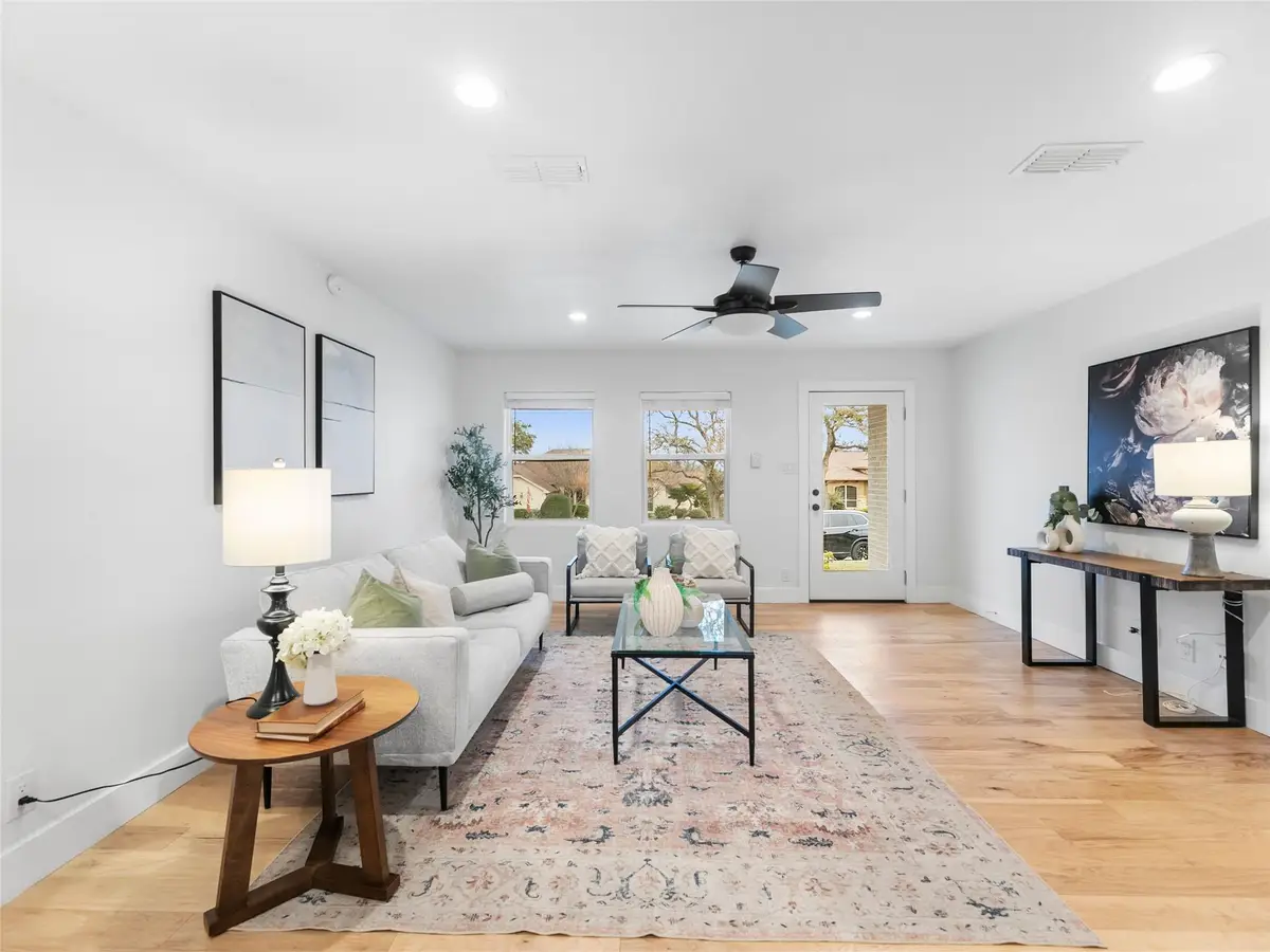 1003 Porpoise St, Lakeway, TX 78734 - #1