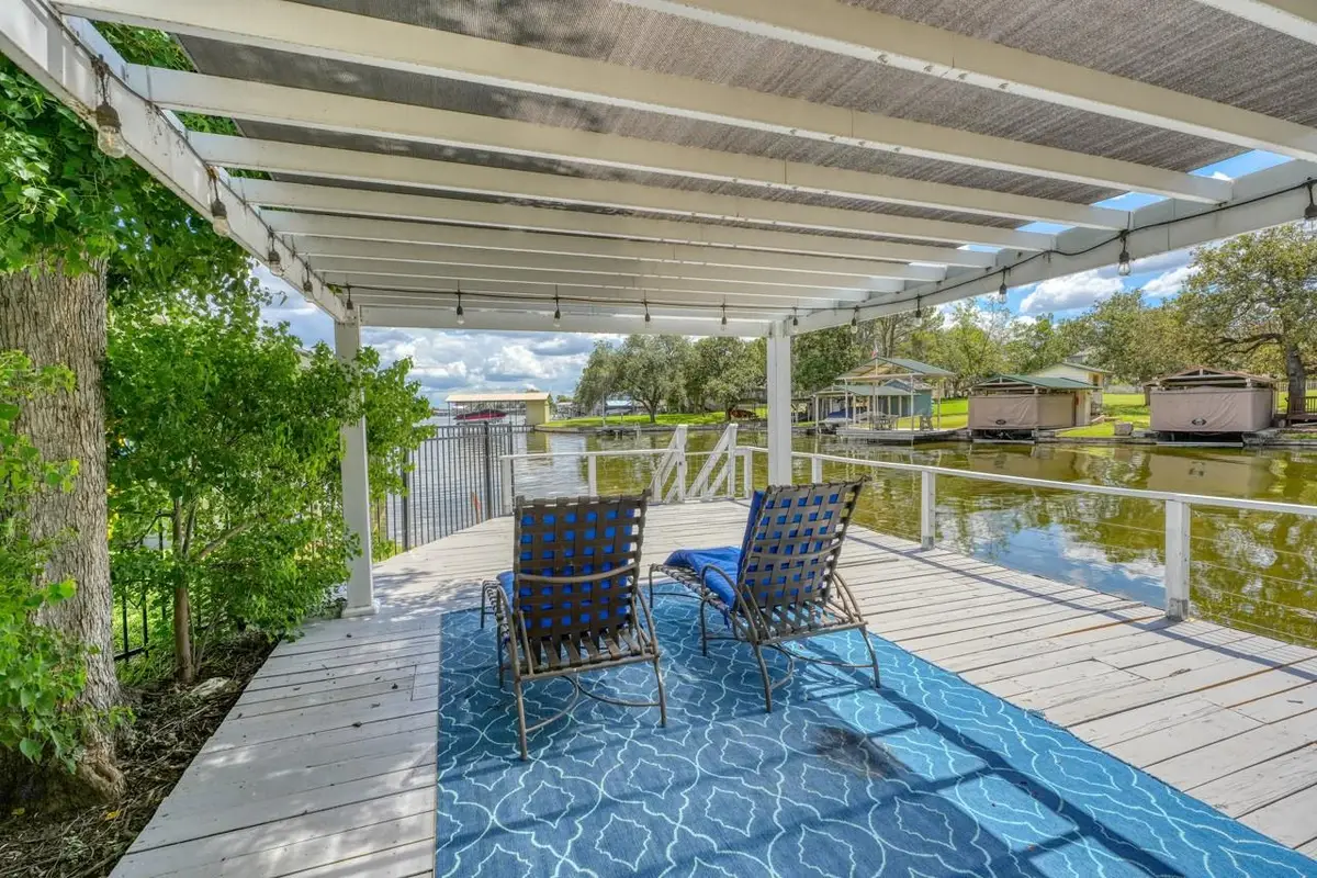 614 E Briarway Dr, Granite Shoals, TX 78654 - Image #1