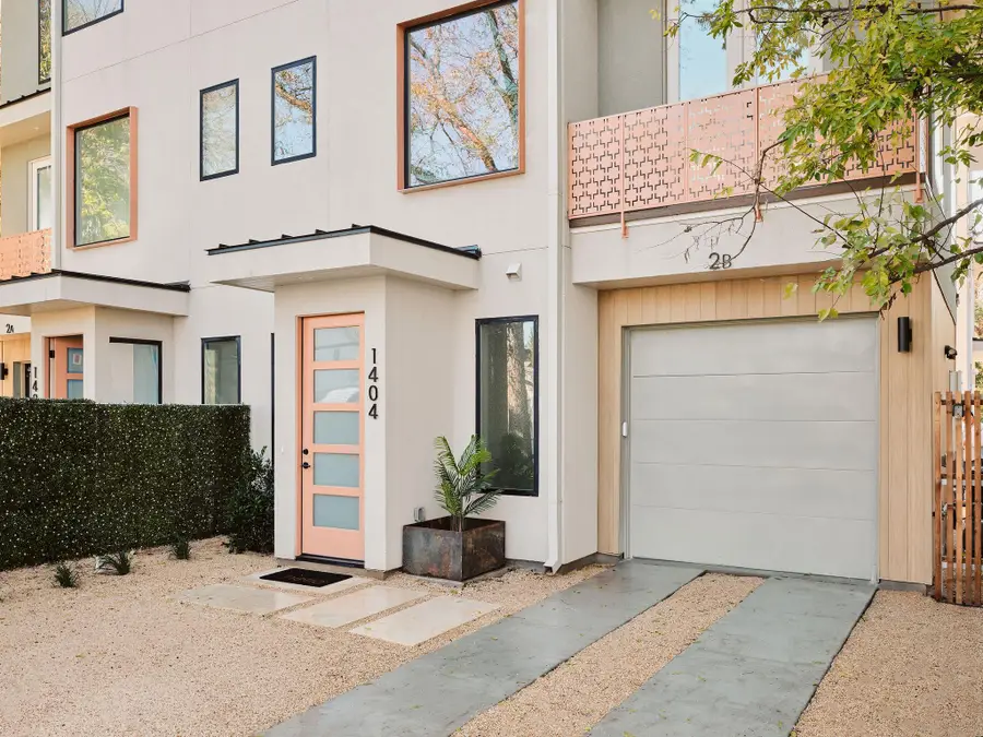 1404 Garden St #2A, Austin, TX 78702 - #3
