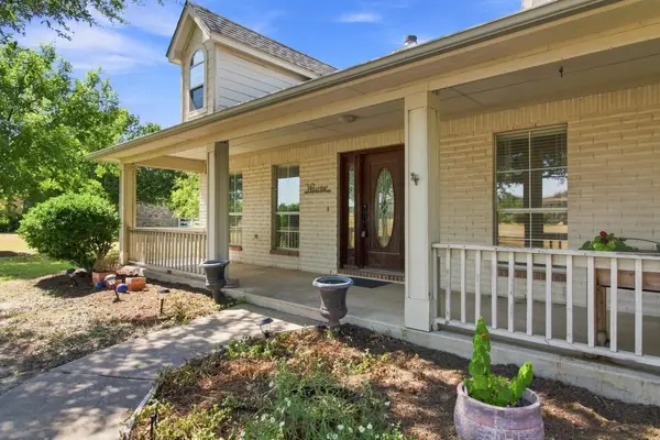 215 Courtnees Way, Georgetown, TX 78626
