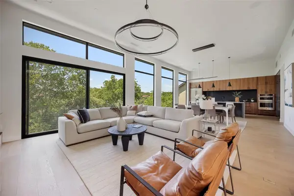 4502 Hyridge Dr, Austin, TX 78759