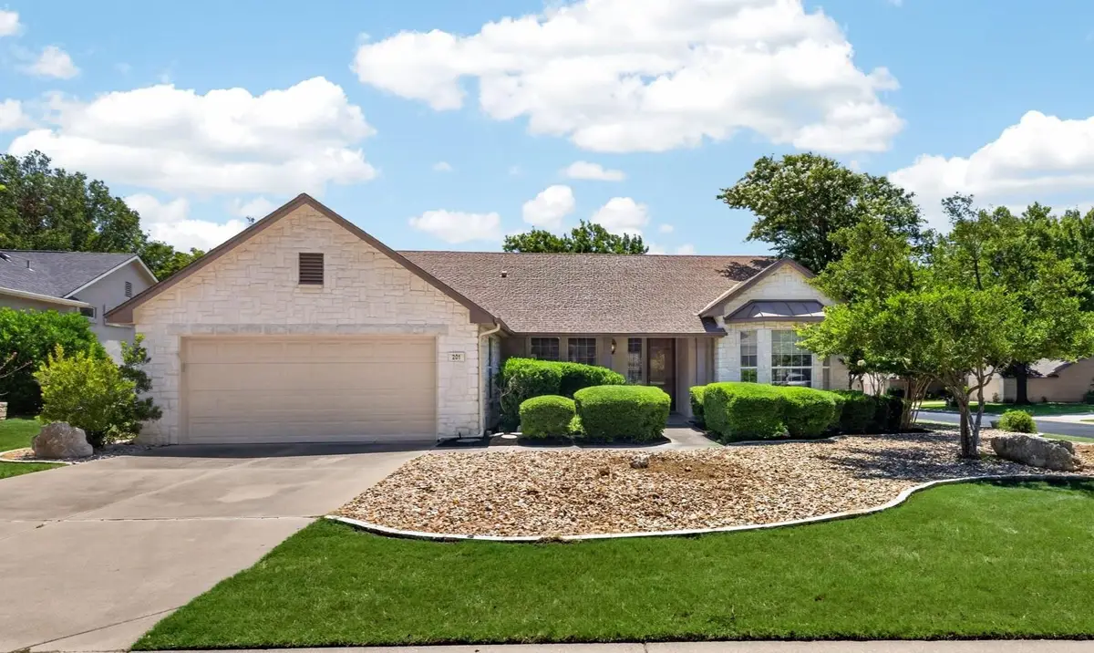 201 Whispering Wind Dr, Georgetown, TX 78633 - #1