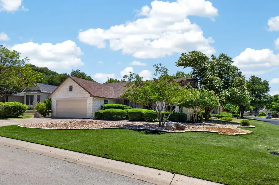 201 Whispering Wind Dr, Georgetown, TX 78633 - #2