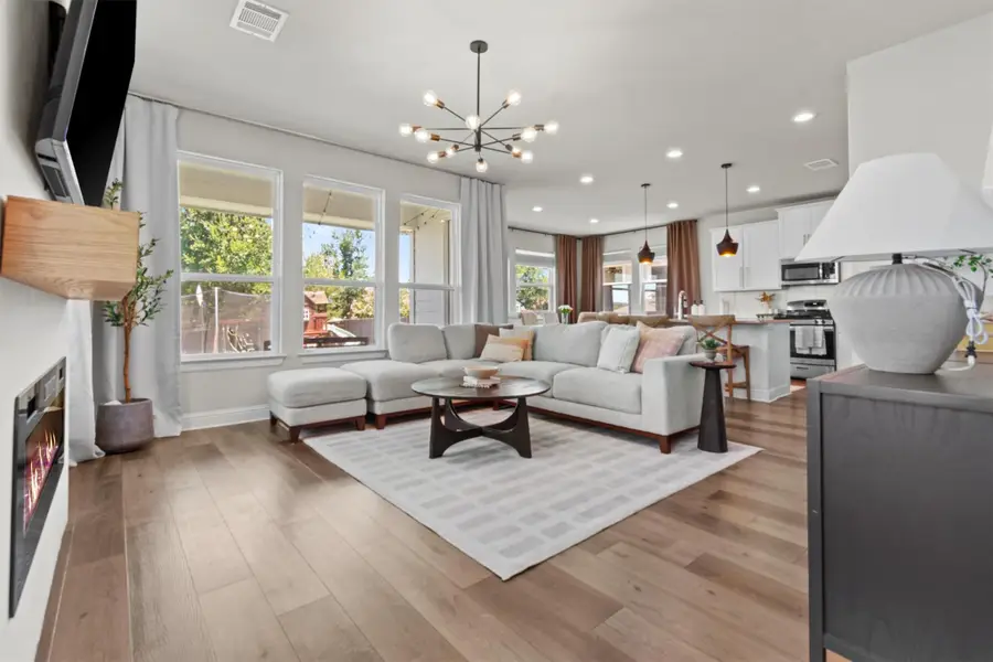 324 Gaida Loop, Georgetown, TX 78628 - Image #3