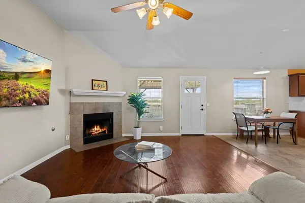752 Atlantis, Kyle, TX 78640