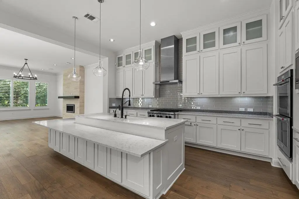 406 Woodside Ter, Austin, TX 78738 - #1