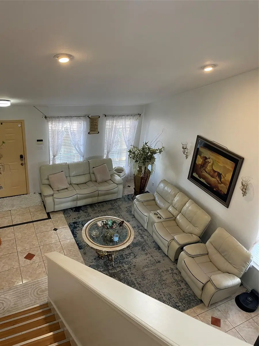 1021 Traci Michelle Dr, Pflugerville, TX 78660 - Image #3