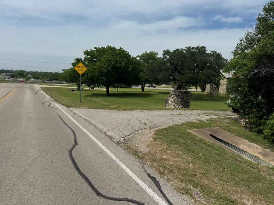 909 Old 1460 Trl, Georgetown, TX 78626 - Image #3